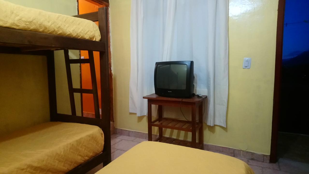 Piedra Cutana Hotel Tilcara Bagian luar foto
